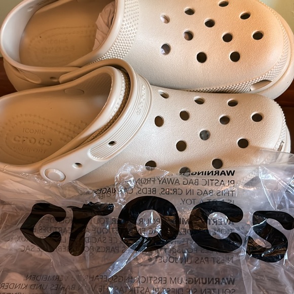 Bone Colored Platform Croc NEW! - Picture 6 of 6